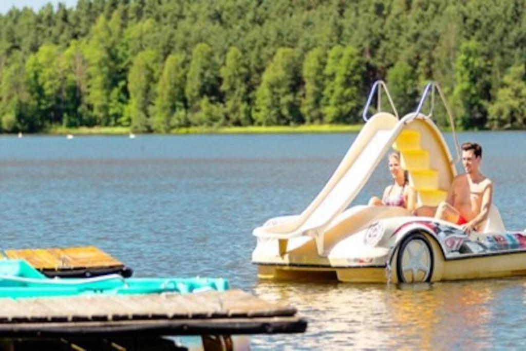 Bungalow Direkt Am See, Mit Eigenem Boot Roding Kültér fotó