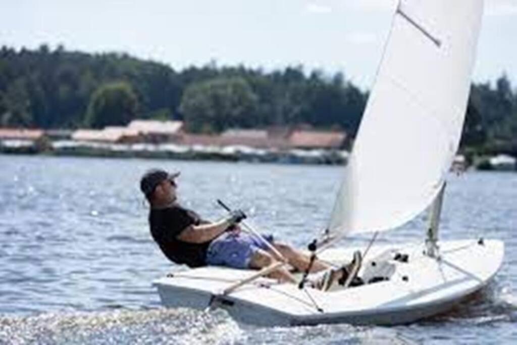 Bungalow Direkt Am See, Mit Eigenem Boot Roding Kültér fotó