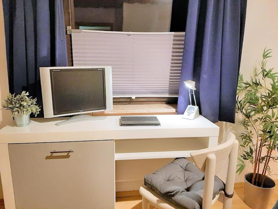 Bungalow Direkt Am See, Mit Eigenem Boot Roding Kültér fotó