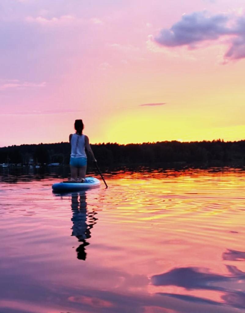 Bungalow Direkt Am See, Mit Eigenem Boot Roding Kültér fotó